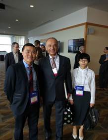 说明: C:\Users\Administrator\Desktop\我校小艾电竞
师生代表受邀参加2017年美国种植牙科学术会议\5.jpg