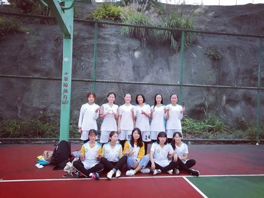 说明: C:\Users\zhangting\Desktop\小艾电竞
学生基本情况\校园风采 (2).jpeg